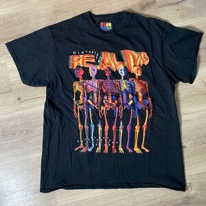 Distorted Realms Teen Hearts T Shirt. Black.‎ Skeletons! Size Large. GUC.